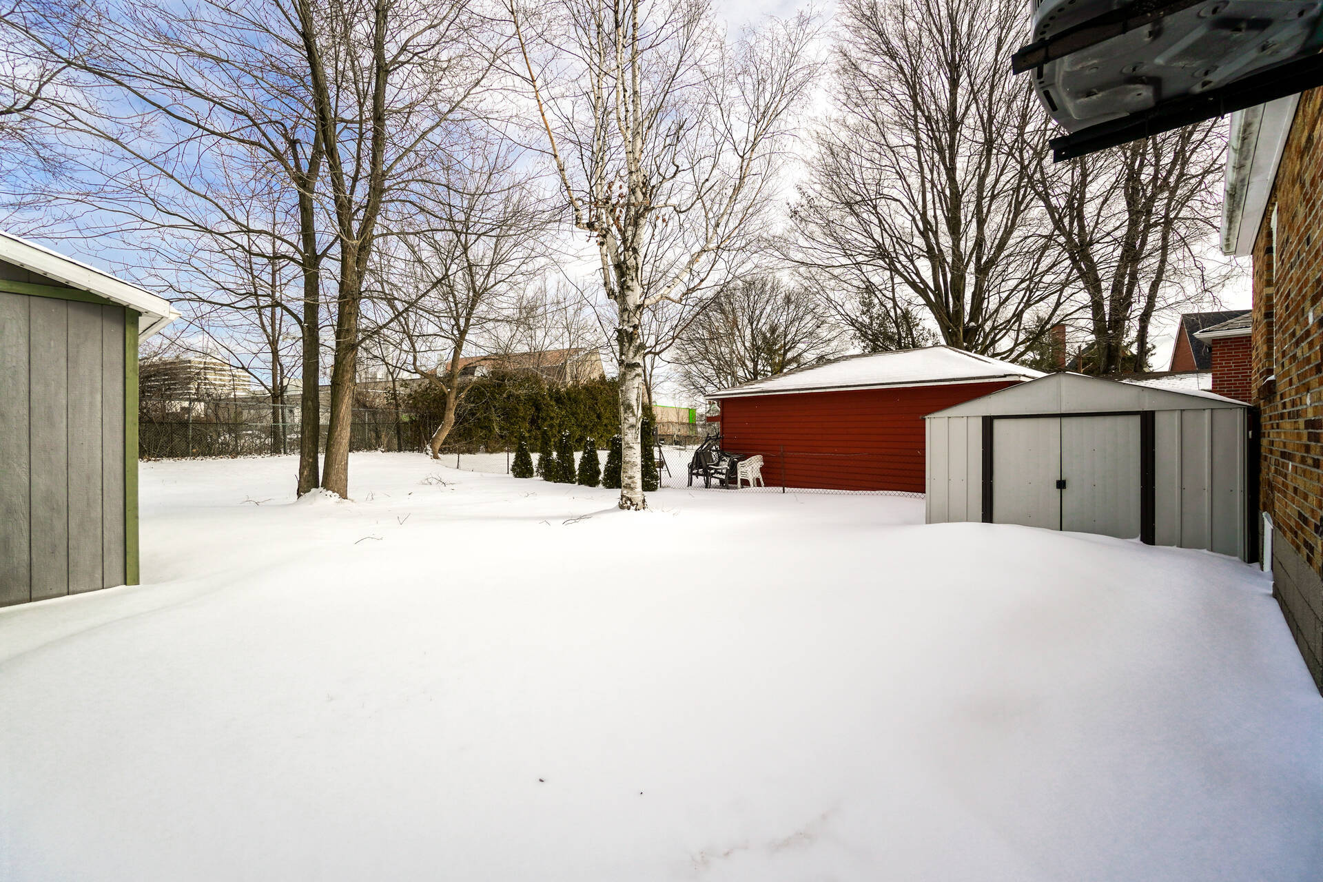 7 Ellington Drive by Peter Pobojewski