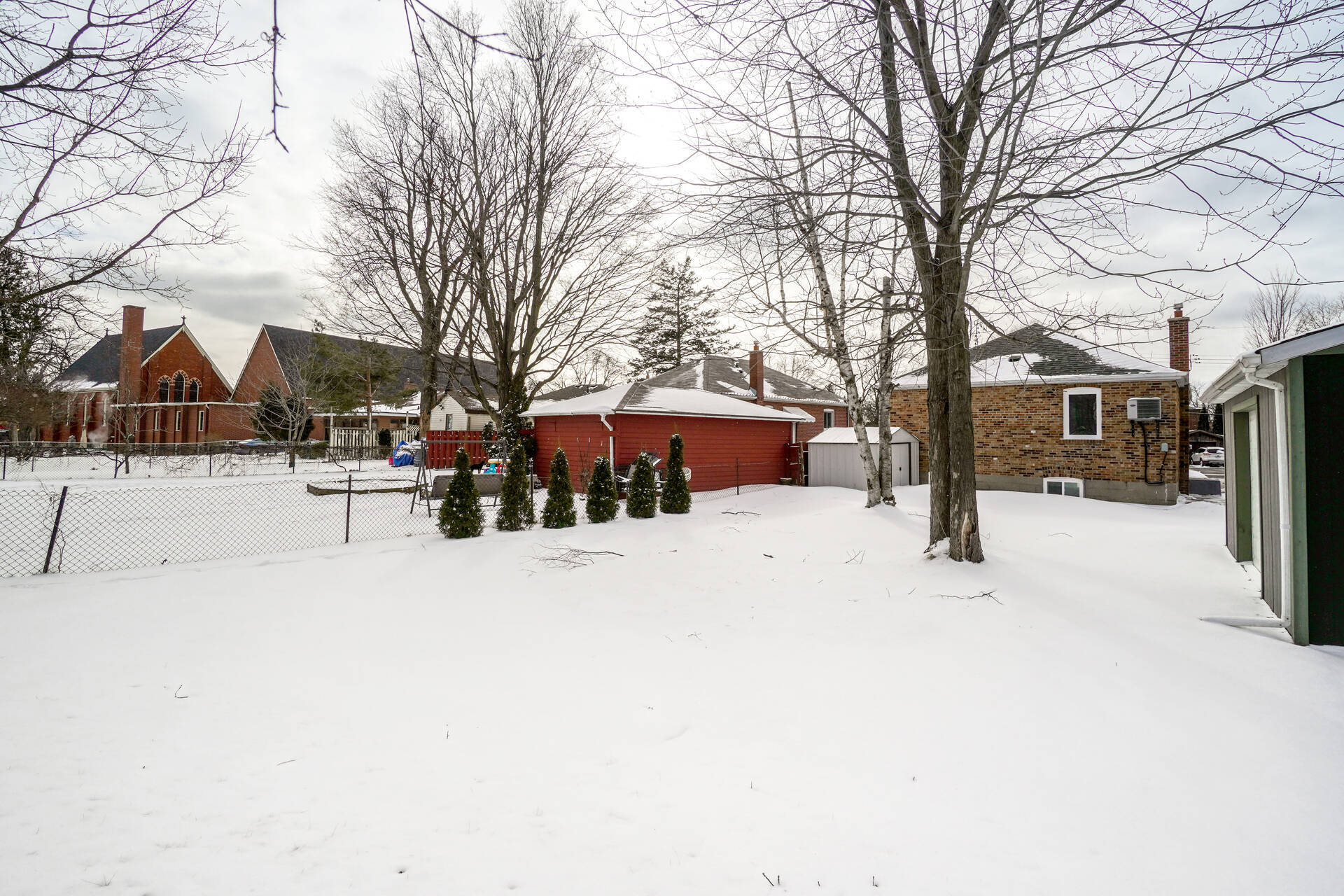 7 Ellington Drive by Peter Pobojewski