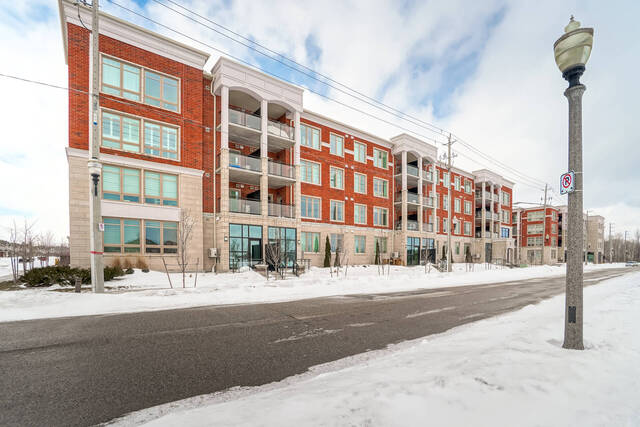 #208-175 Commonwealth Street, Kitchener - photo 2