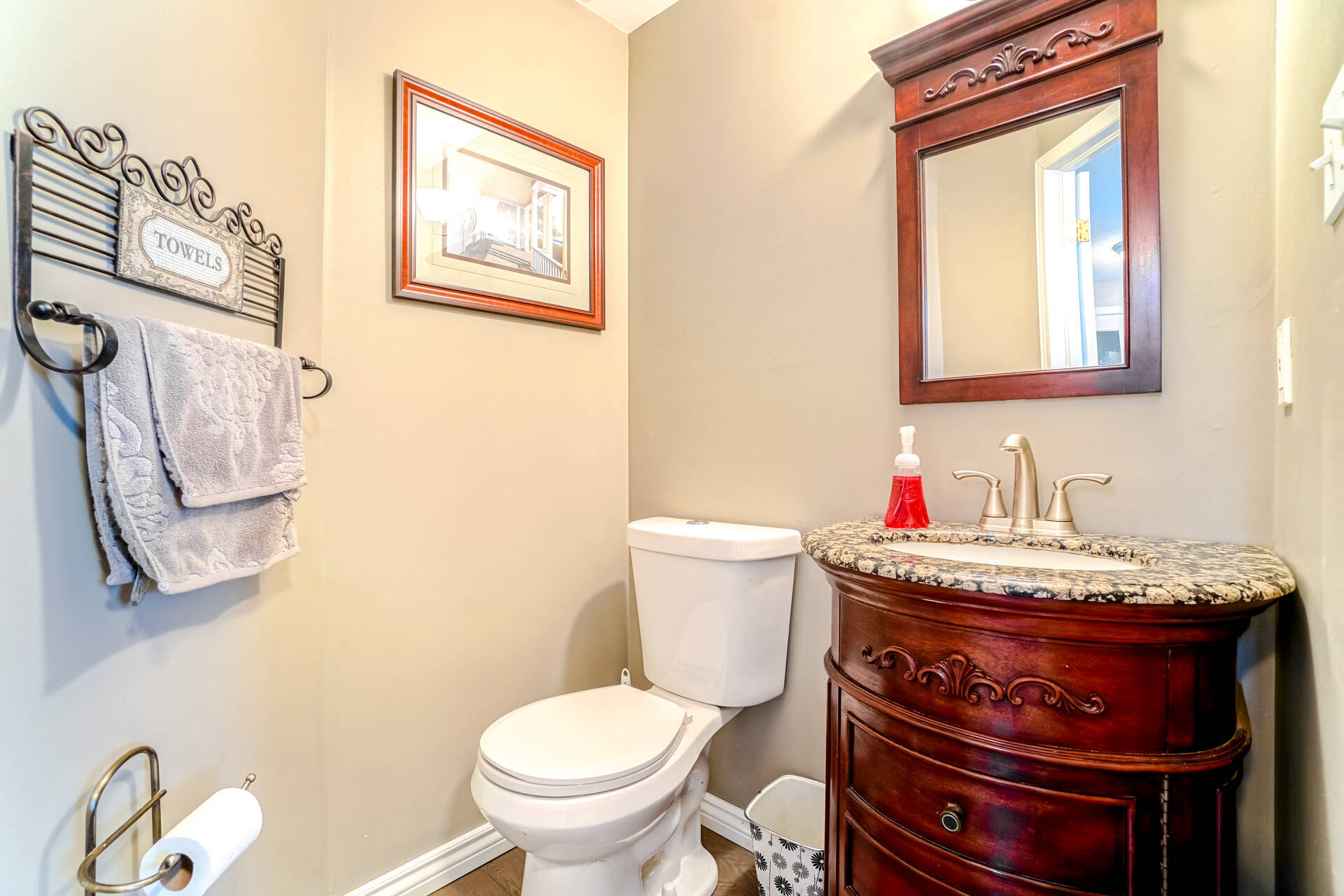 12 Robertson Street, Fergus - photo 18