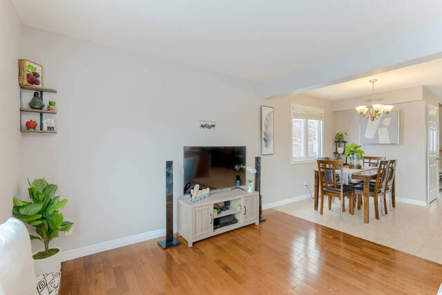 71 Iron Gate Street, Kitchener - photo 26