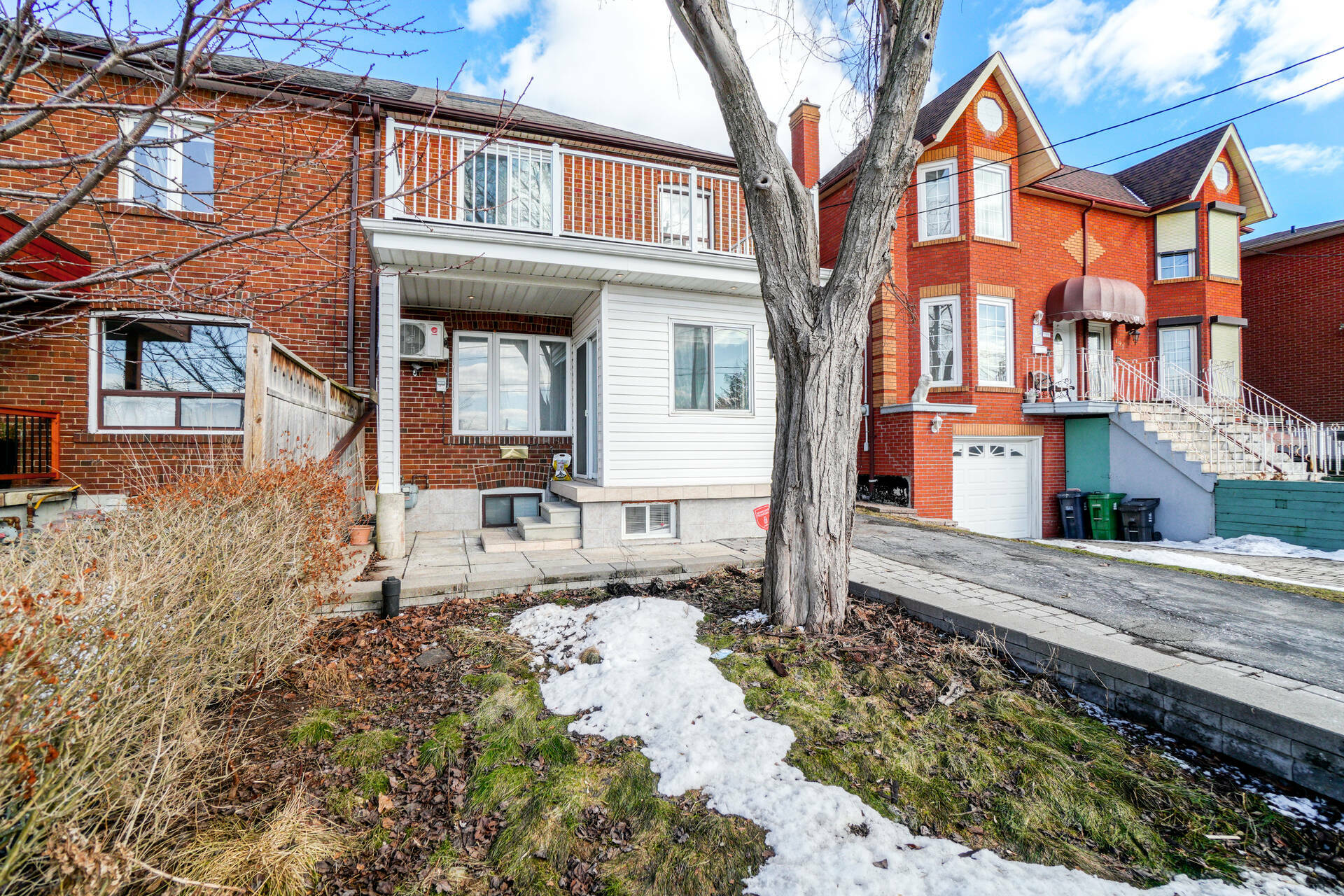 201 Bicknell Avenue by Paula Malgueiro