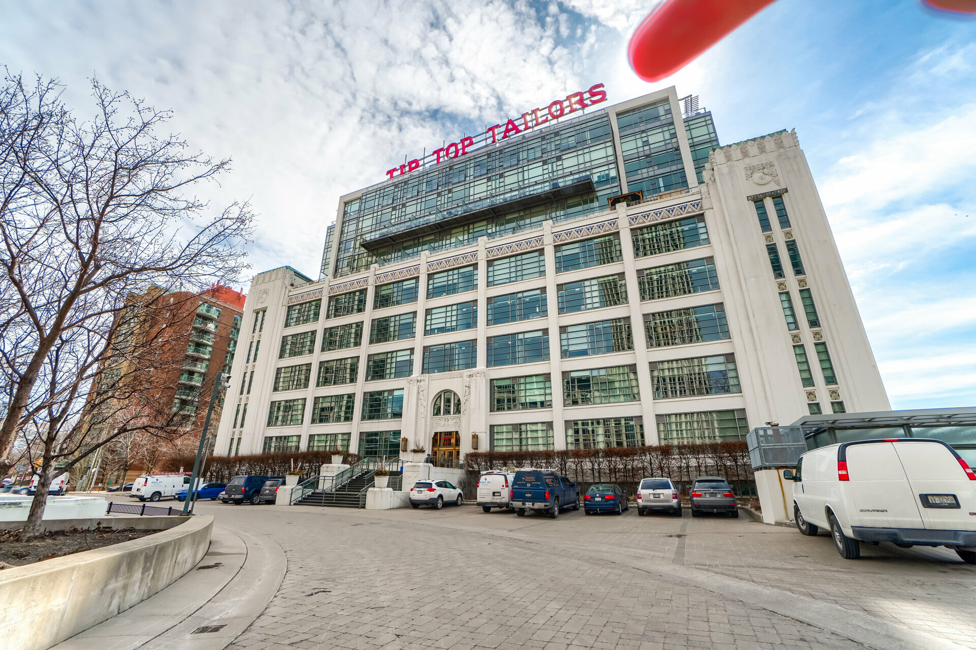 #613-637 Lake Shore Boulevard West, Toronto - photo 3