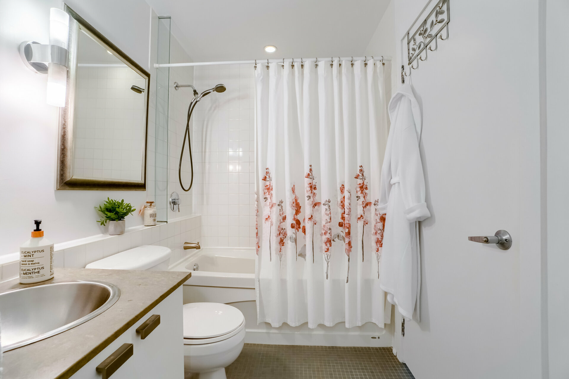 #613-637 Lake Shore Boulevard West, Toronto - photo 23