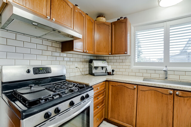38 Academy Road, North York - photo 16