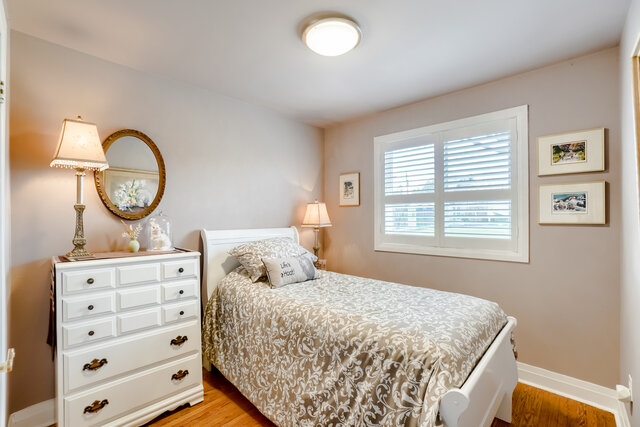 38 Academy Road, North York - photo 22