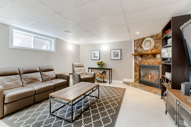 38 Academy Road, North York - photo 33