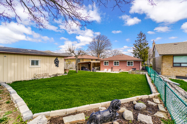 38 Academy Road, North York - photo 45