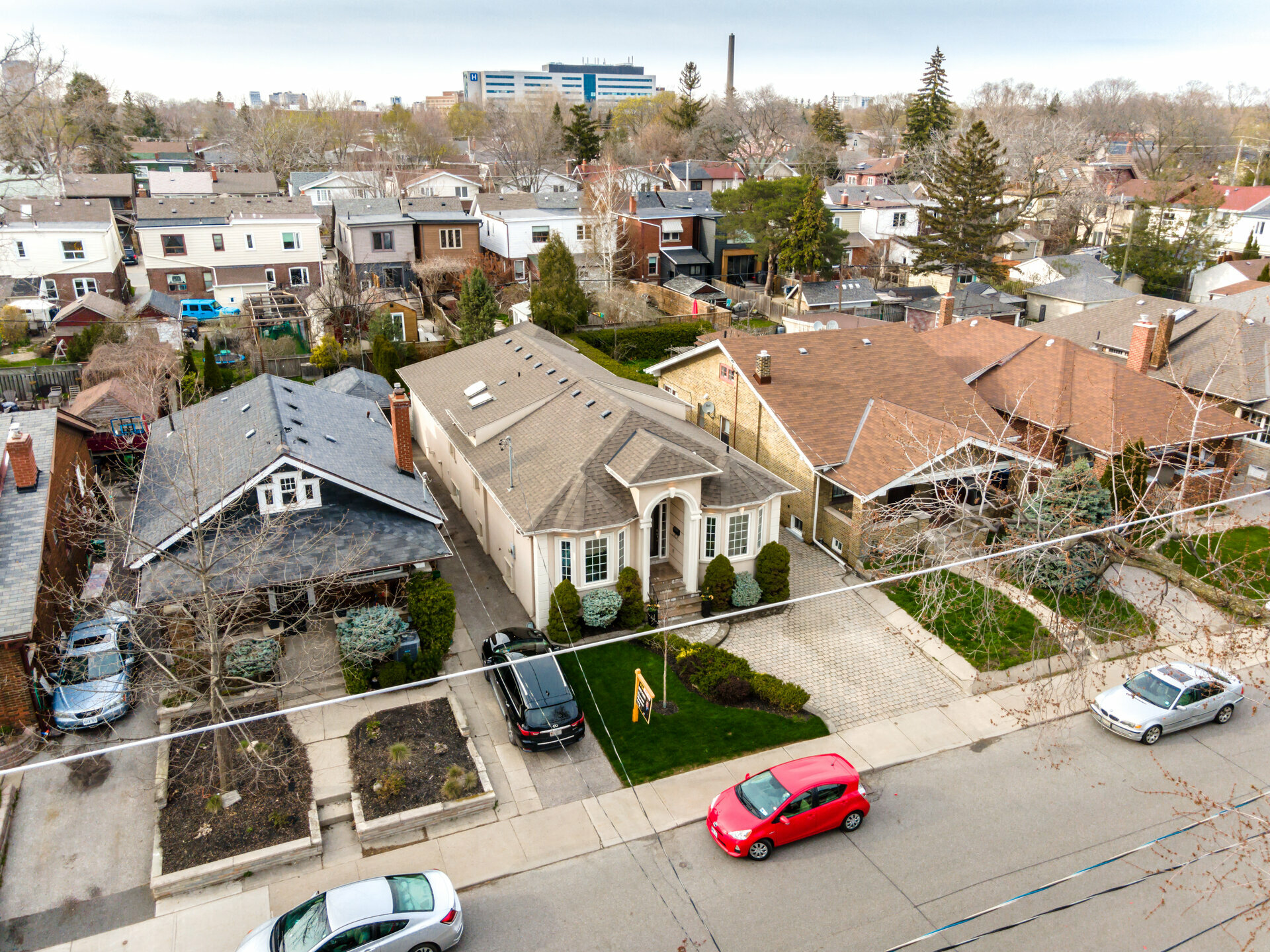 316 Strathmore Boulevard, Toronto Realmedia Tours