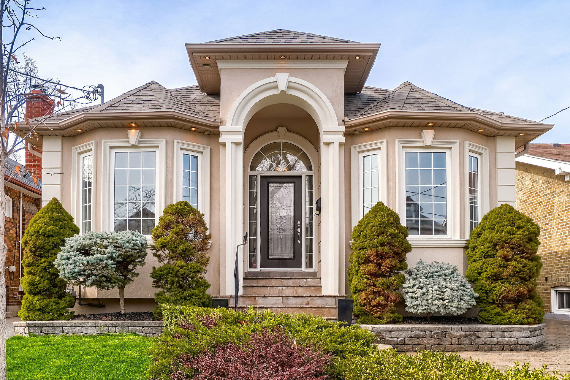 316 Strathmore Boulevard, Toronto Realmedia Tours