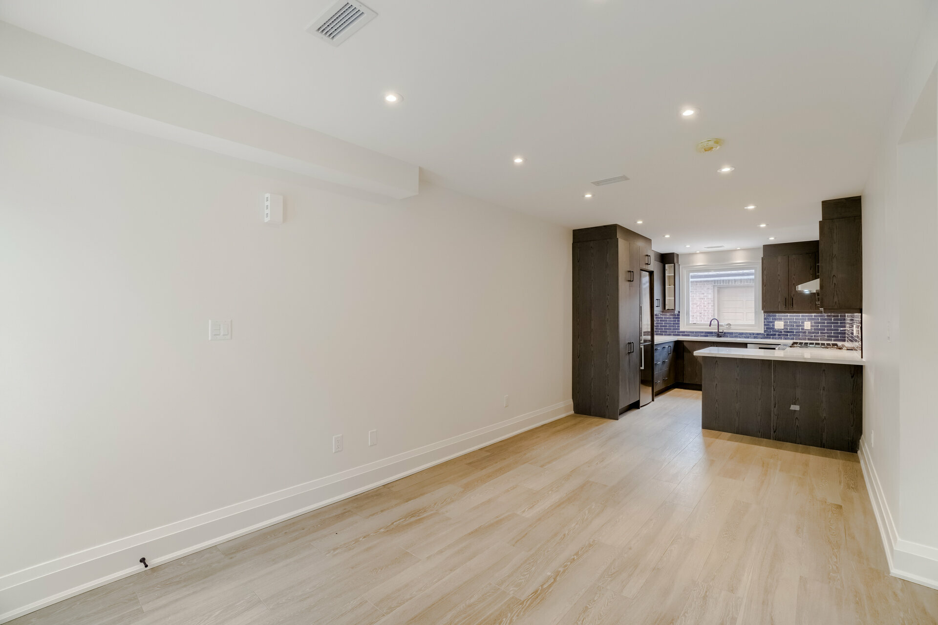 398 Westmoreland Avenue, Toronto – Realmedia Tours