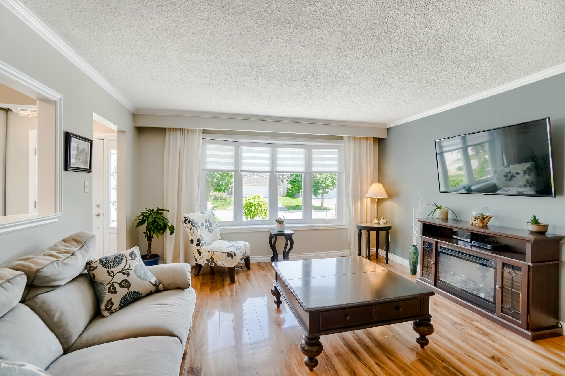 2434835