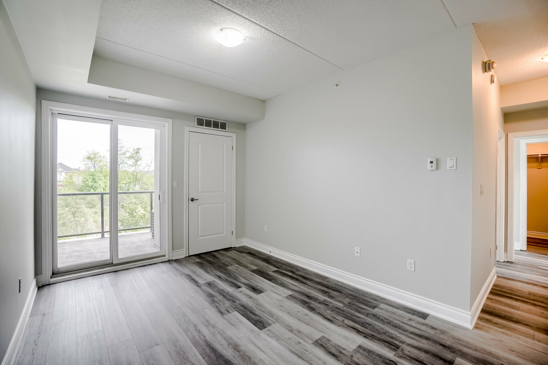 #105-640 Sauve Street, Milton - photo 9