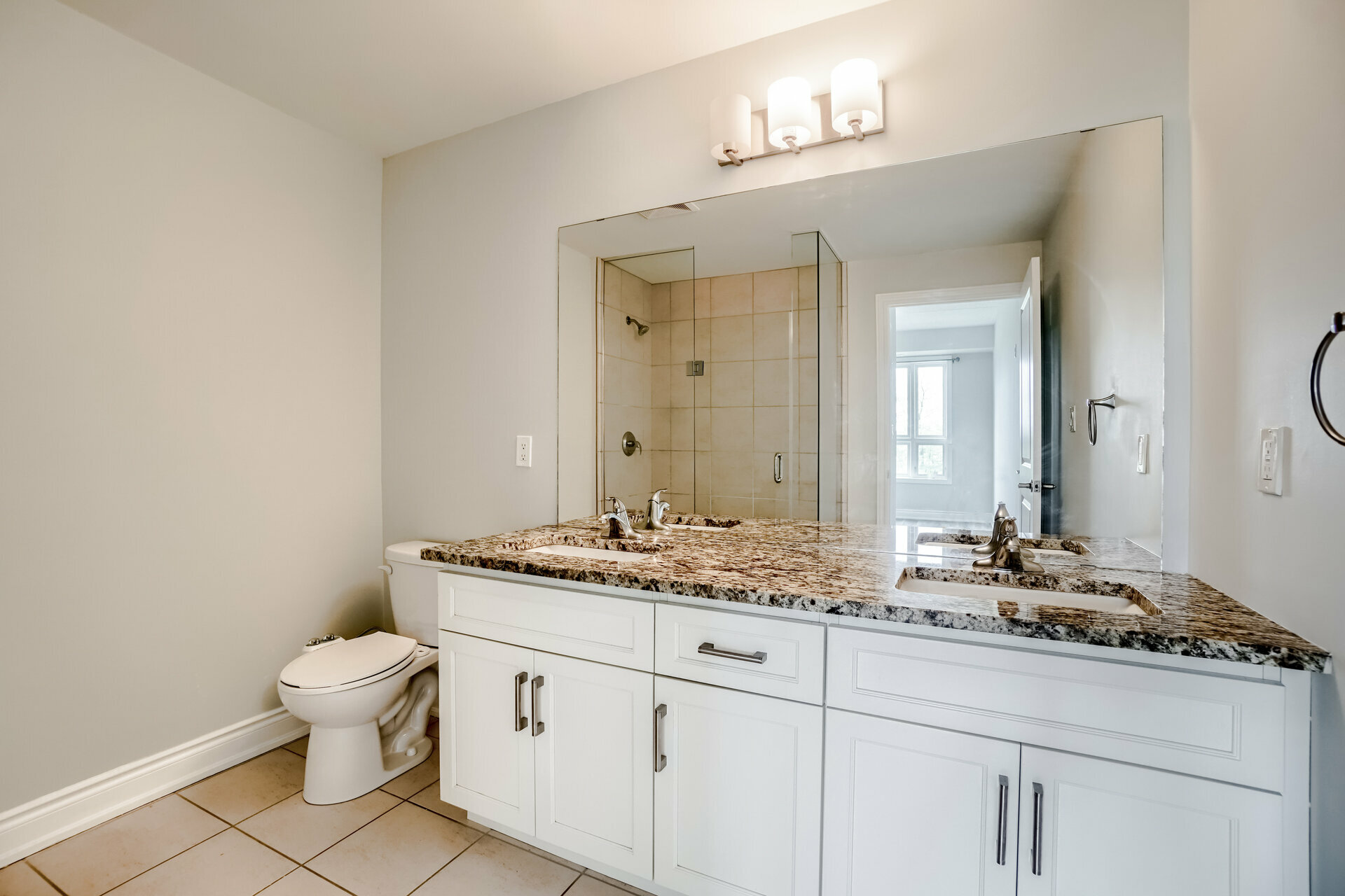 #105-640 Sauve Street, Milton - photo 19