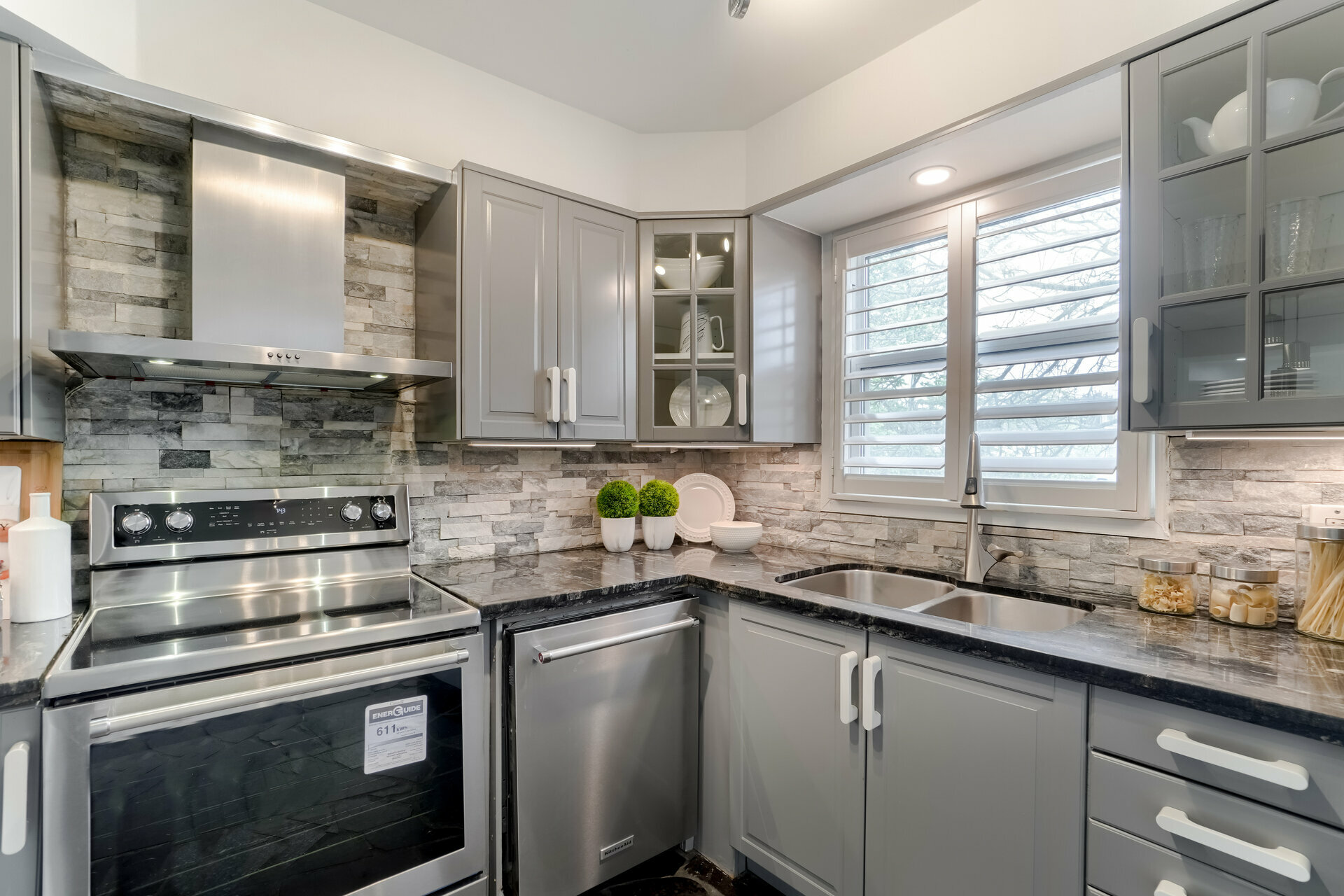 #6-1768 Main Street West, Hamilton - photo 18