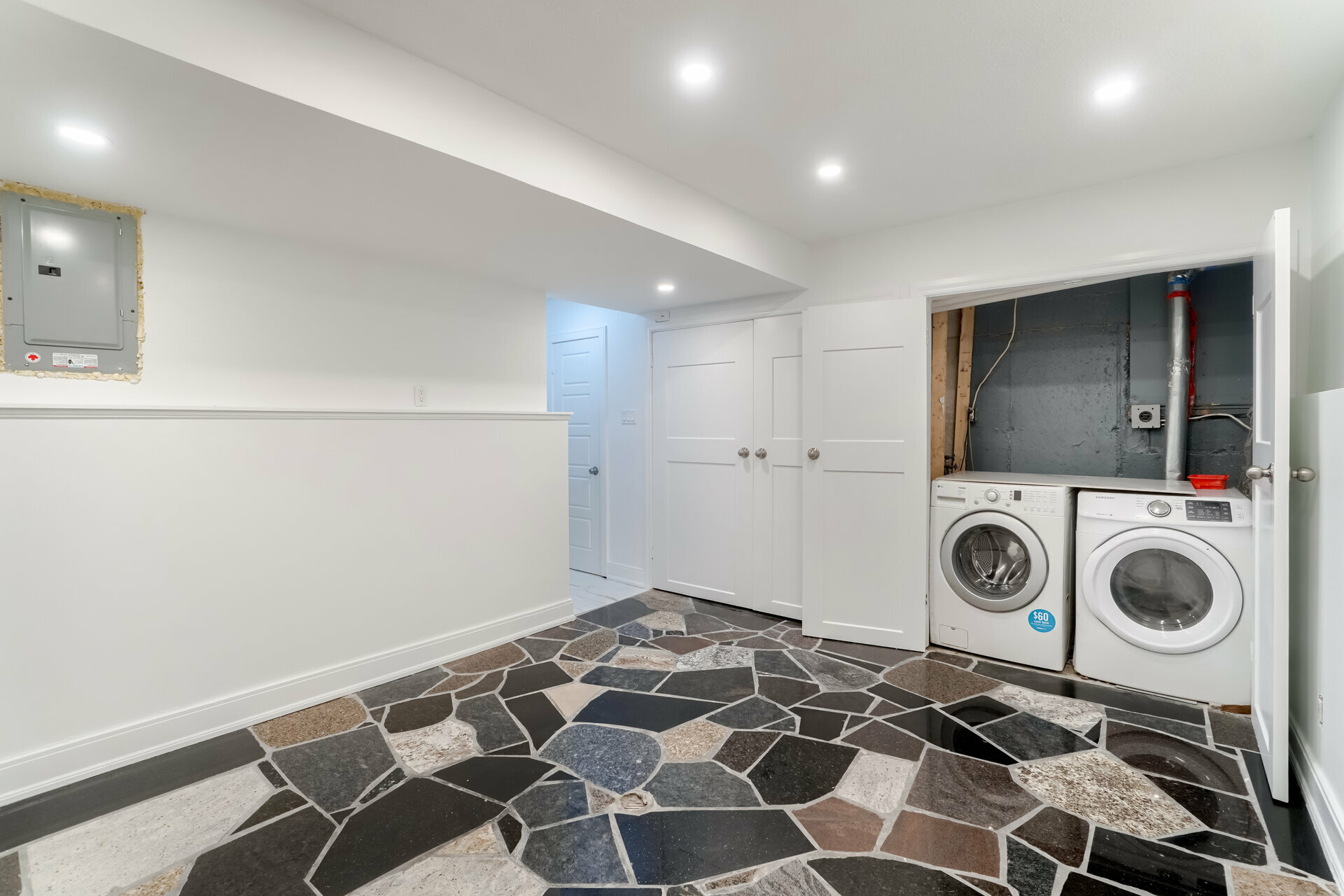 #6-1768 Main Street West, Hamilton - photo 39