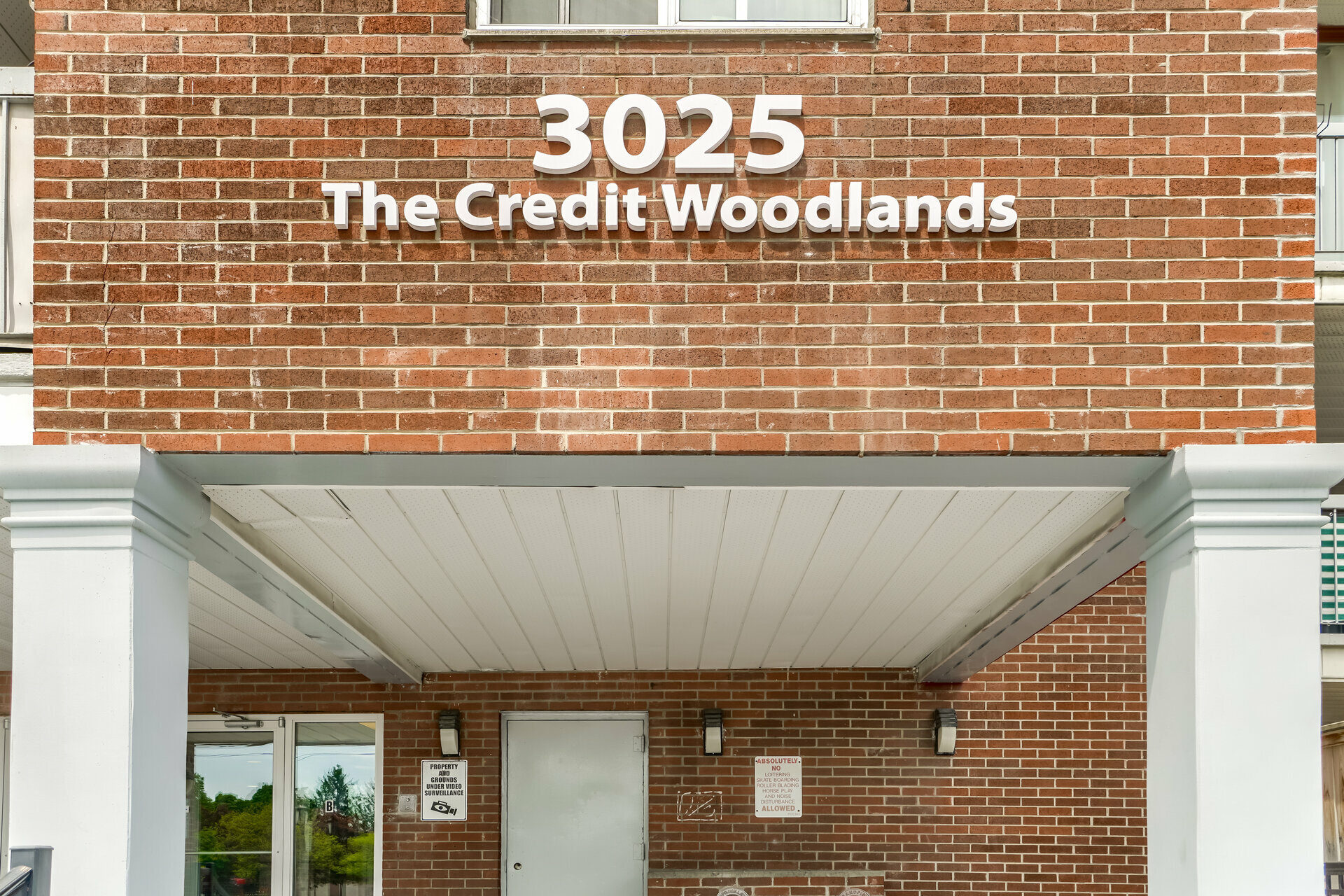 1243025 The Credit Woodlands, Mississauga Realmedia Tours
