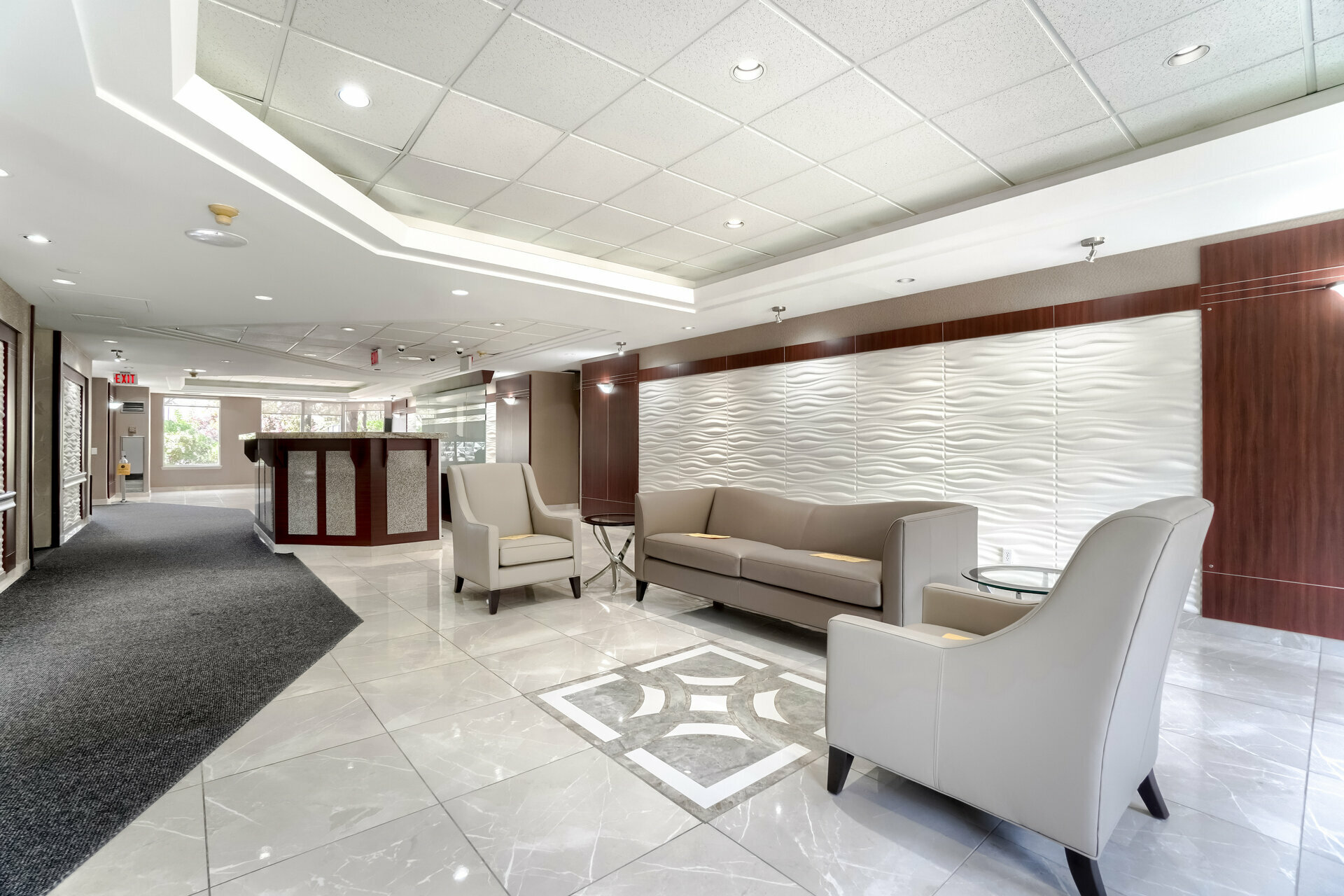 2441189