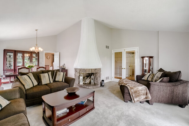6375 17th Sideroad, King - photo 21