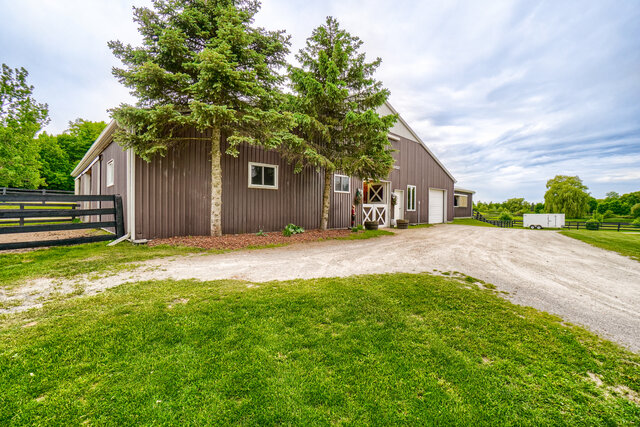 6375 17th Sideroad, King - photo 76