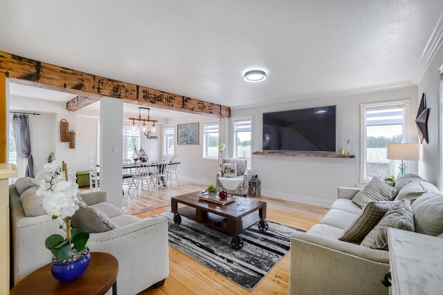 3025 26 Hwy, Springwater On L0L 1Y0 - photo 19