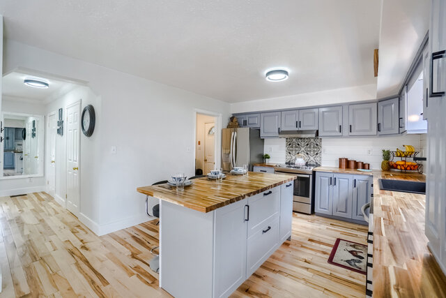 3025 26 Hwy, Springwater On L0L 1Y0 - photo 29