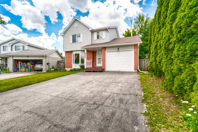 632 Canfield Place, Shelburne - photo 2