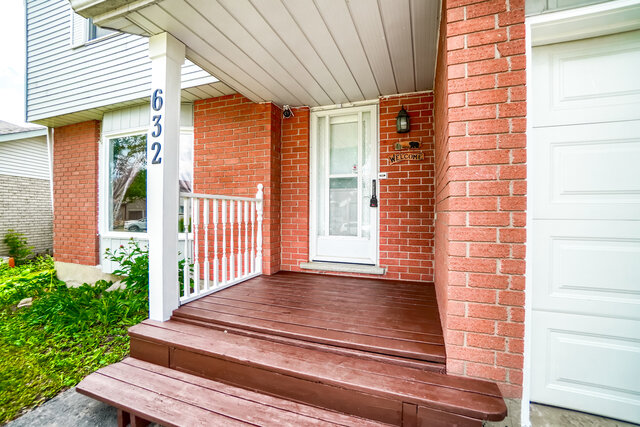 632 Canfield Place, Shelburne - photo 4