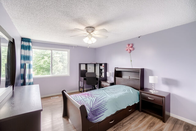 632 Canfield Place, Shelburne - photo 29
