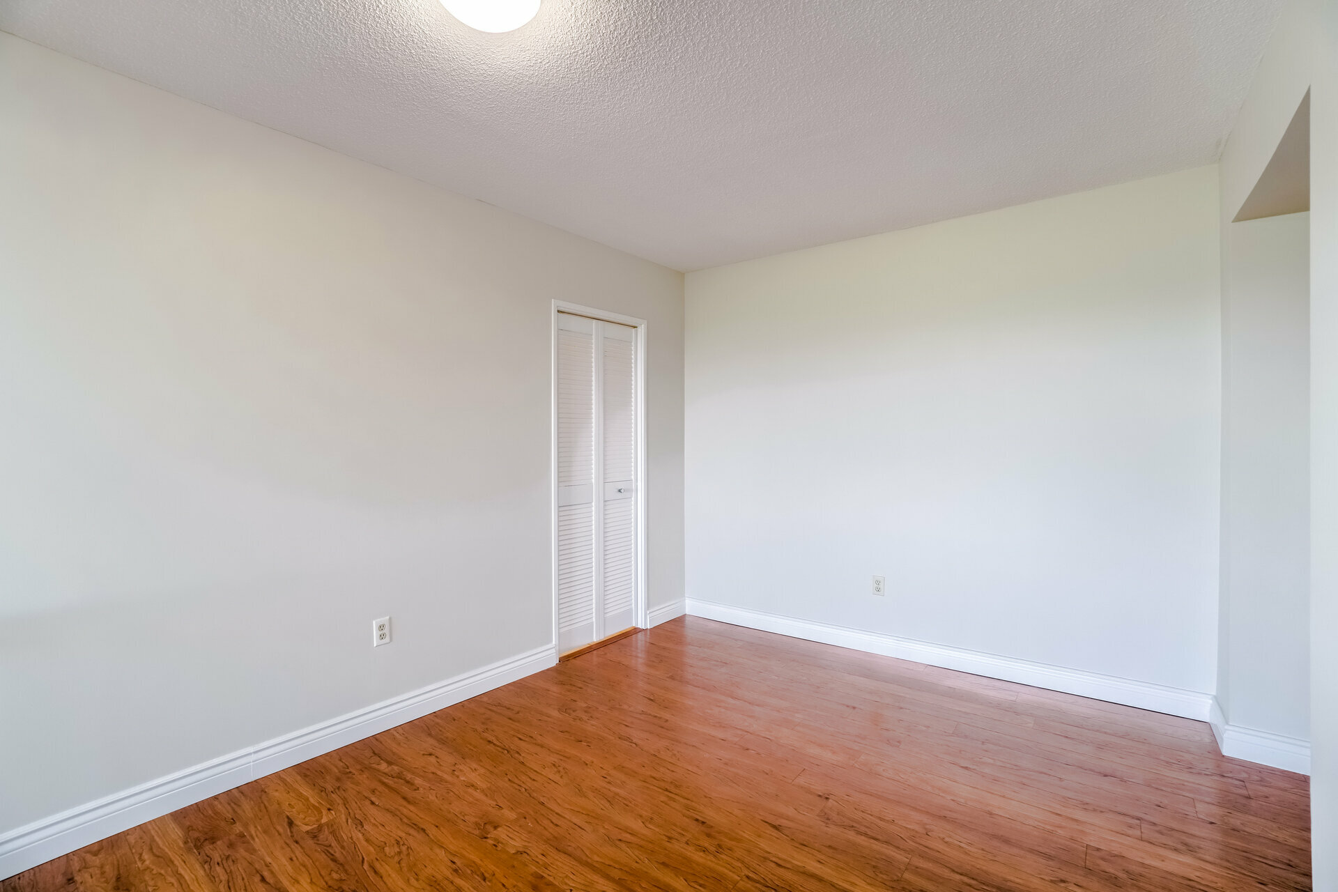 2458094