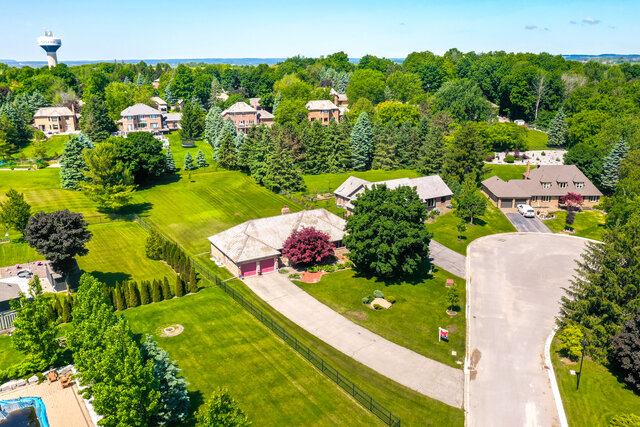 14 Dobson Court, Nobleton - photo 2