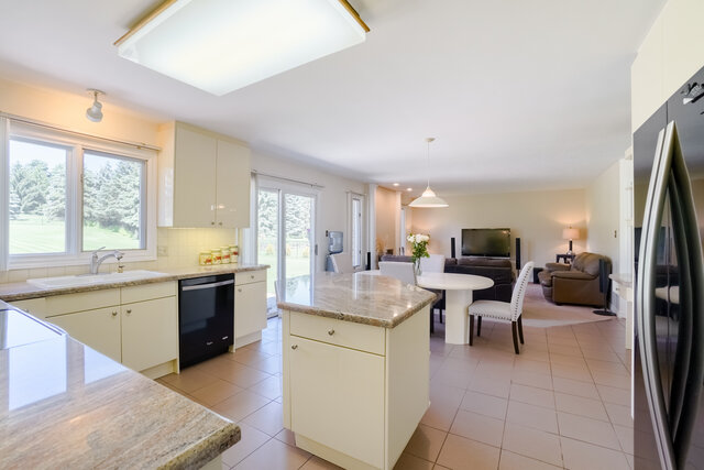 14 Dobson Court, Nobleton - photo 34