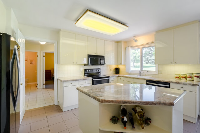 14 Dobson Court, Nobleton - photo 35