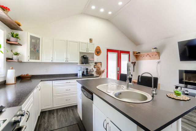 8 Credit Street, Georgetown - photo 26