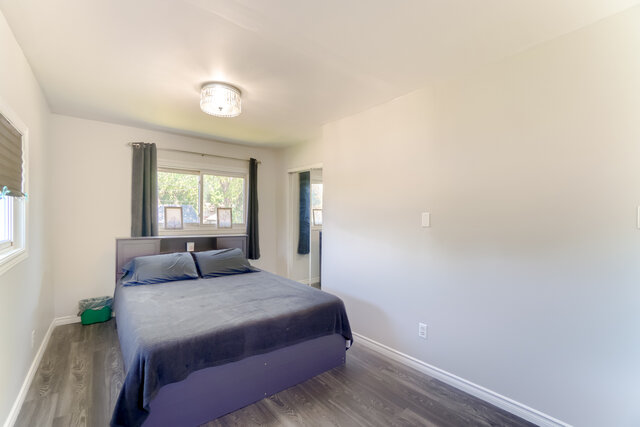 8 Credit Street, Georgetown - photo 35