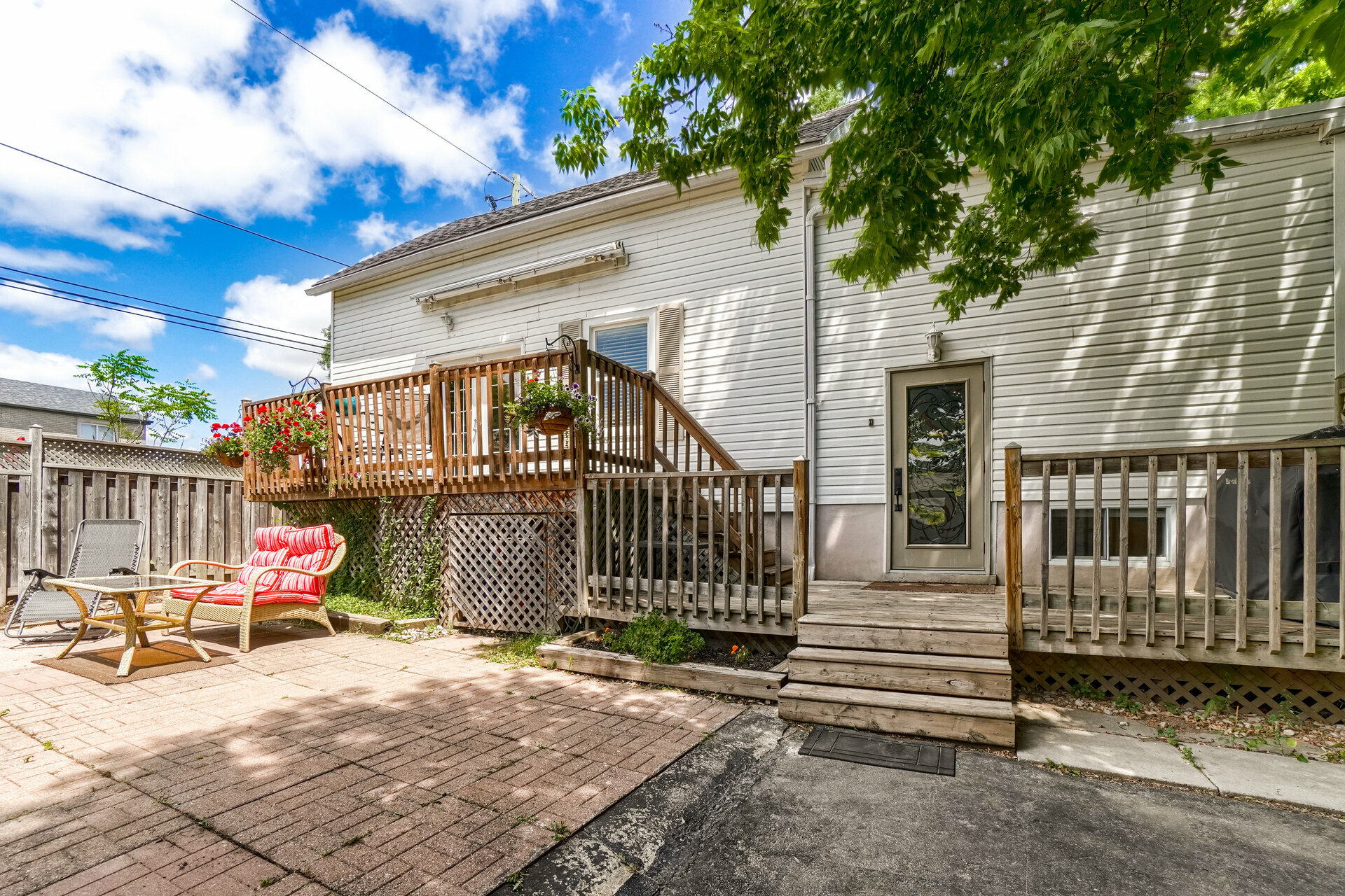 290 Pine Street by Holly Maricotti