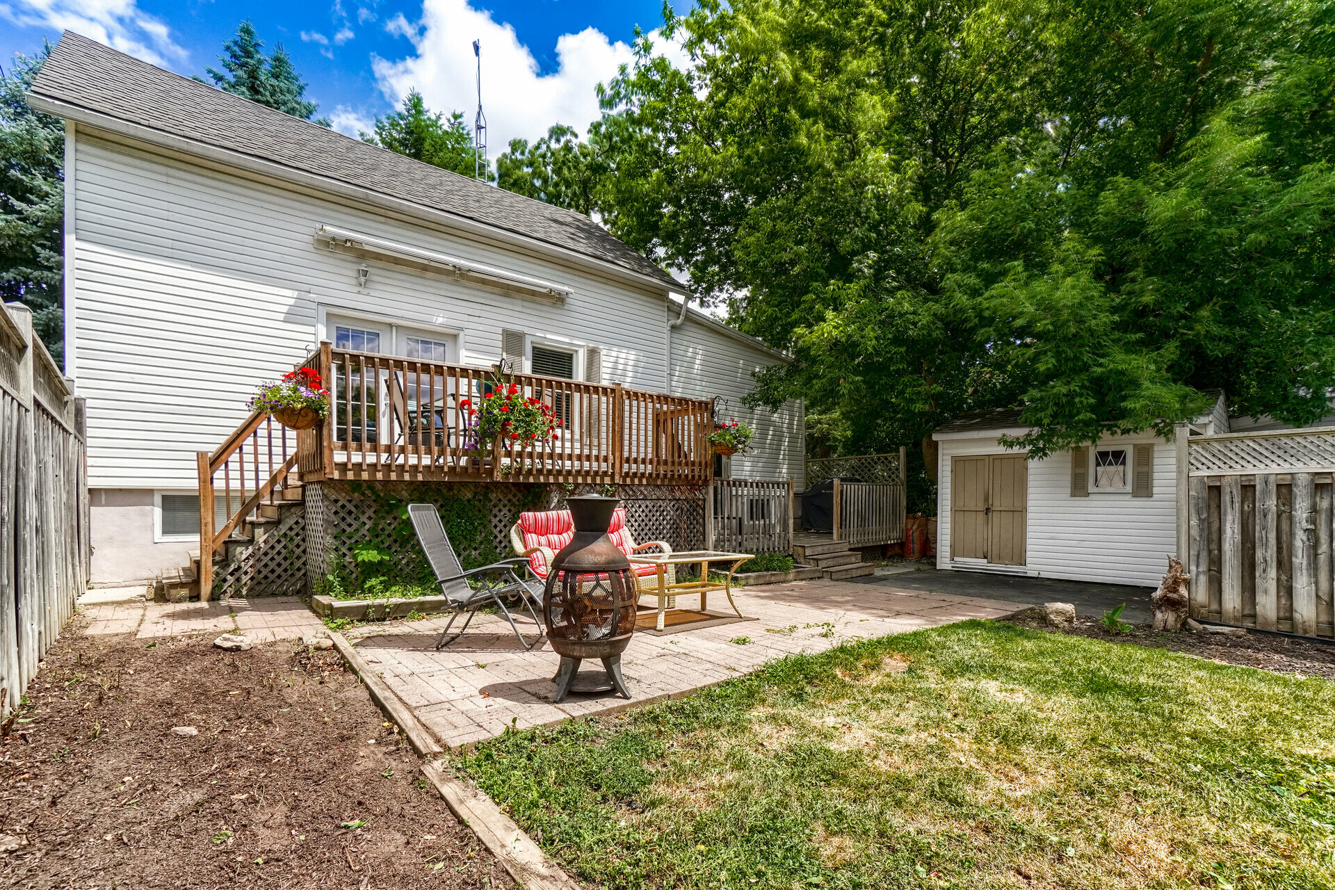 290 Pine Street by Holly Maricotti