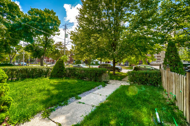 31 Tyndall Avenue, Toronto - photo 10