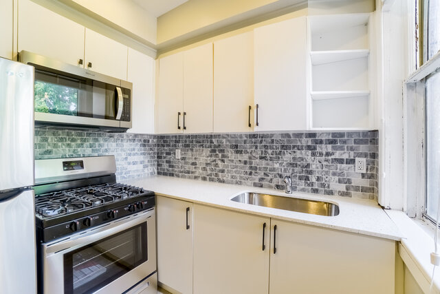 31 Tyndall Avenue, Toronto - photo 20