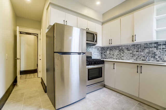 31 Tyndall Avenue, Toronto - photo 22
