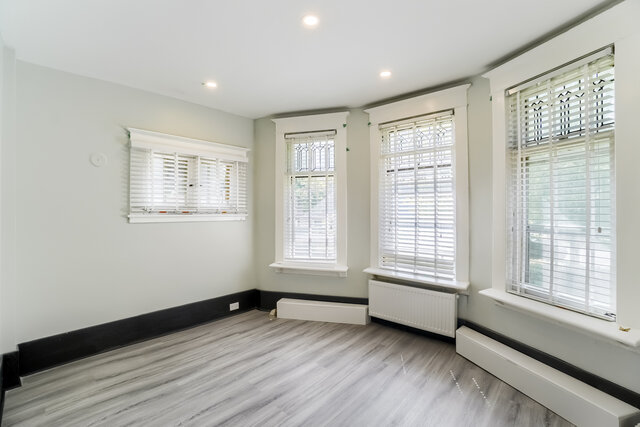 31 Tyndall Avenue, Toronto - photo 23