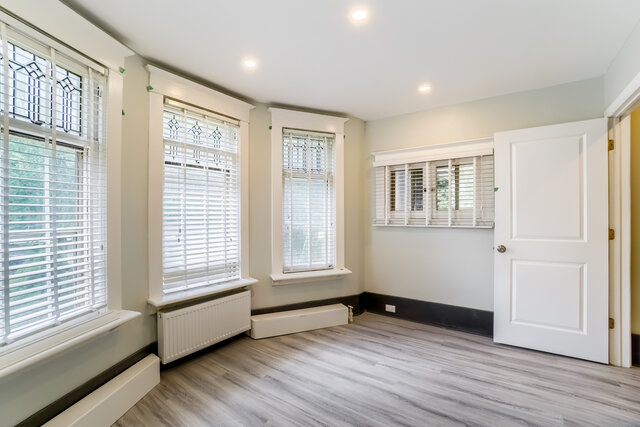 31 Tyndall Avenue, Toronto - photo 25