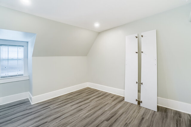 31 Tyndall Avenue, Toronto - photo 42