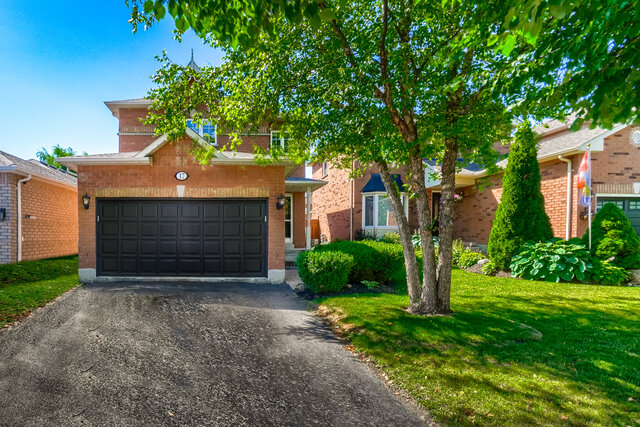 17 Drake Drive, Barrie - photo 1