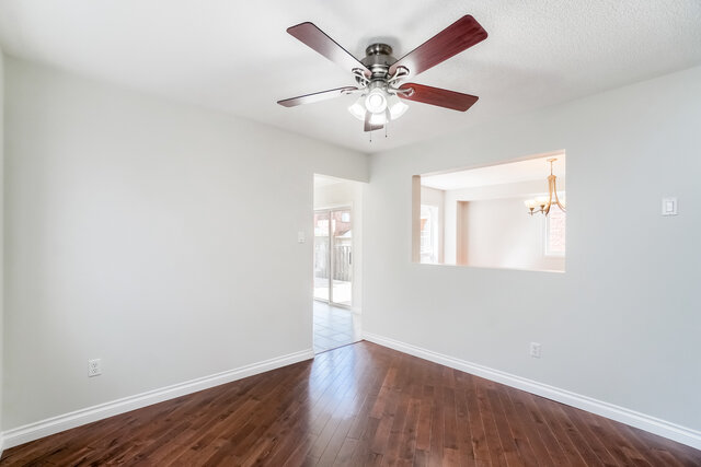 17 Drake Drive, Barrie - photo 12