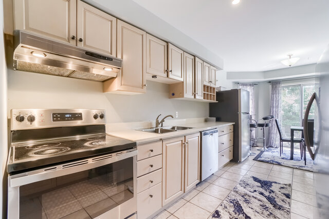 193 Roxbury Street, Markham - photo 16