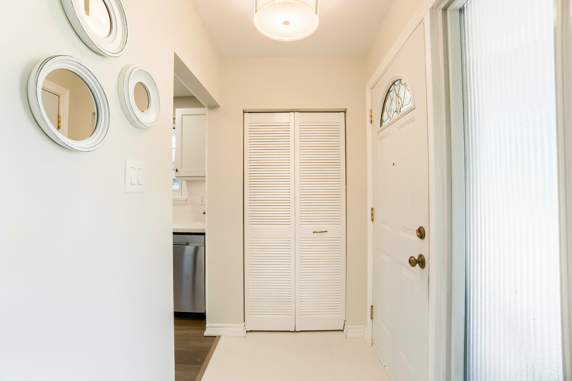 2515 Padstow Crescent by Chirag Rana