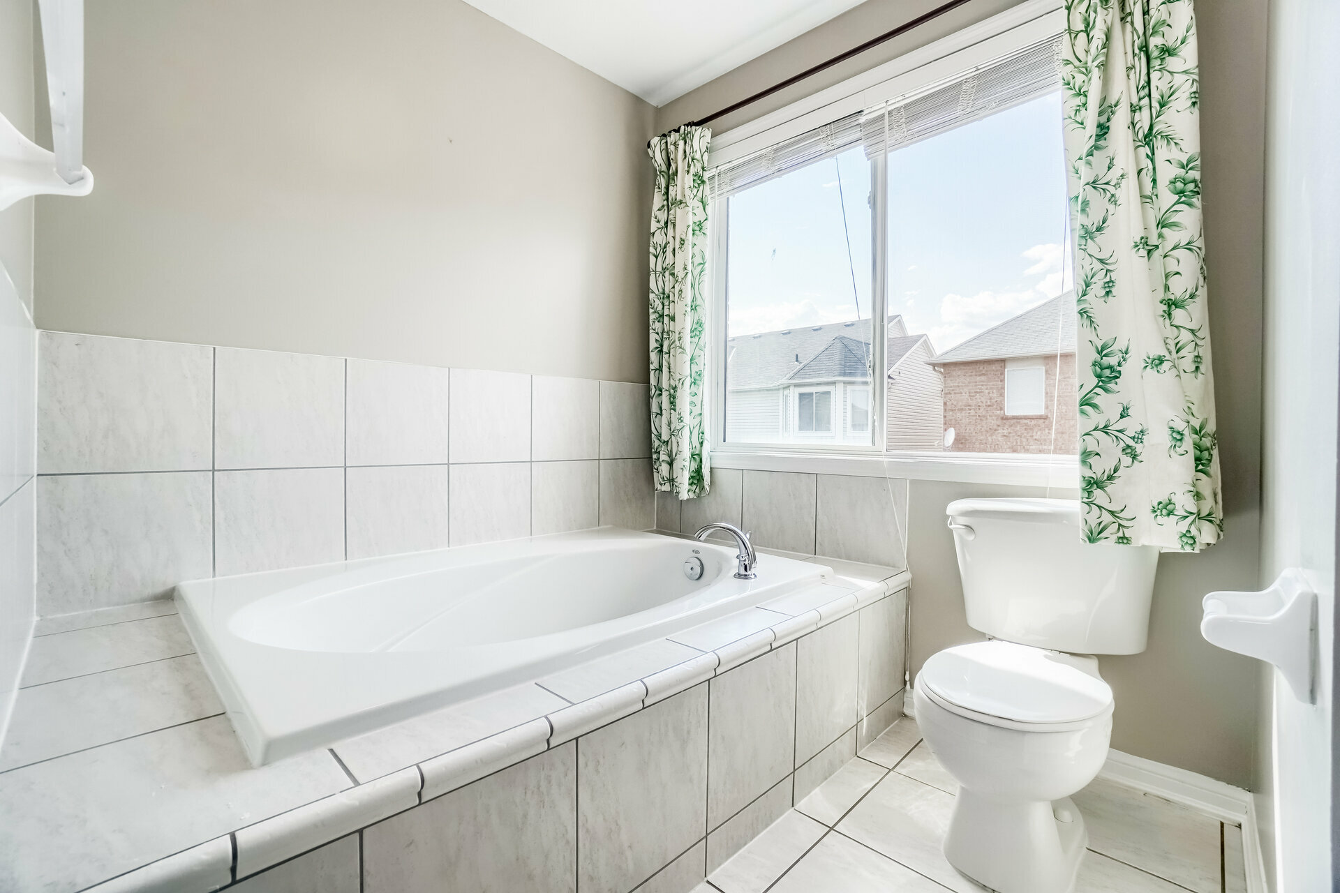 805 Yates Drive, Milton - photo 27