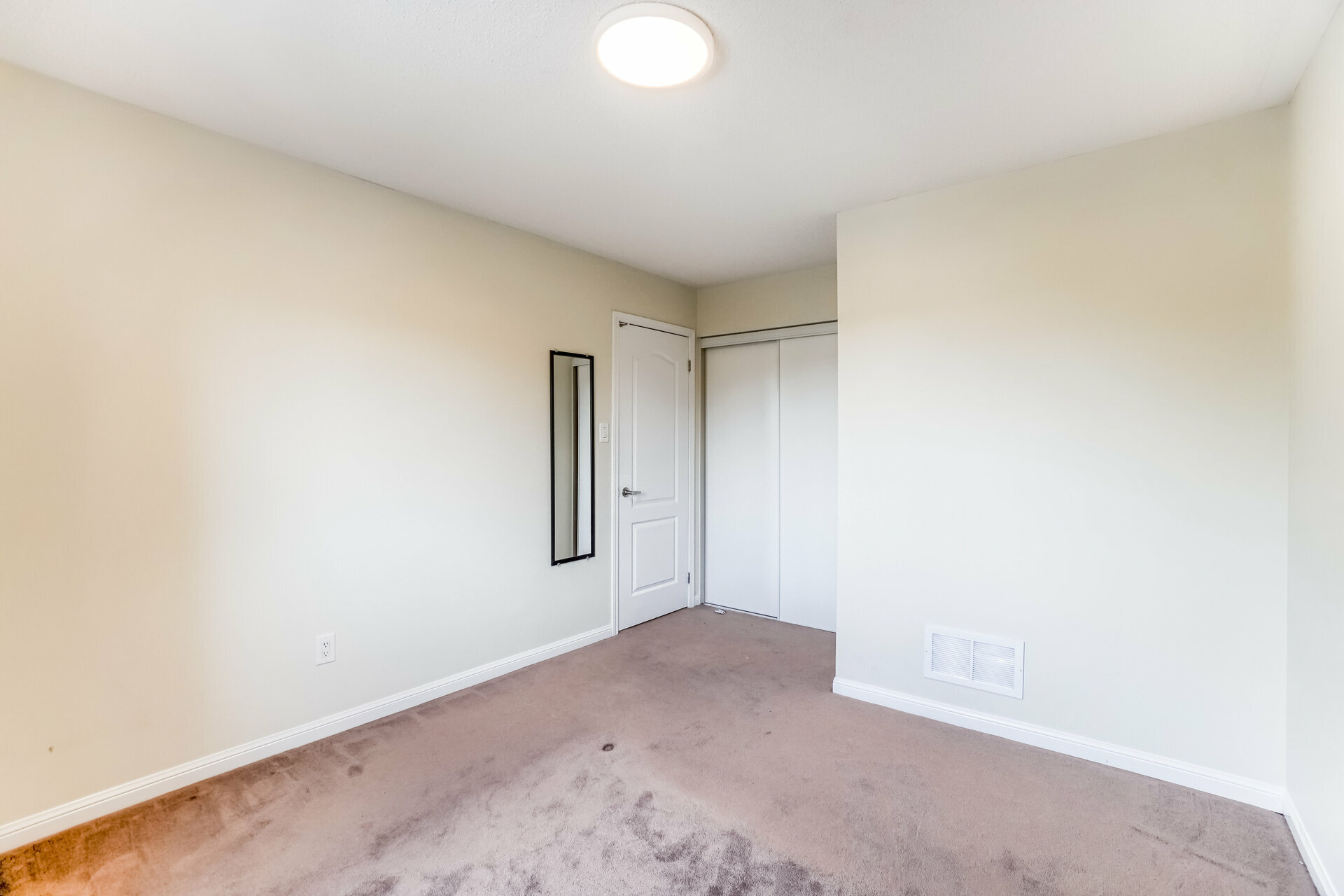 805 Yates Drive, Milton - photo 31
