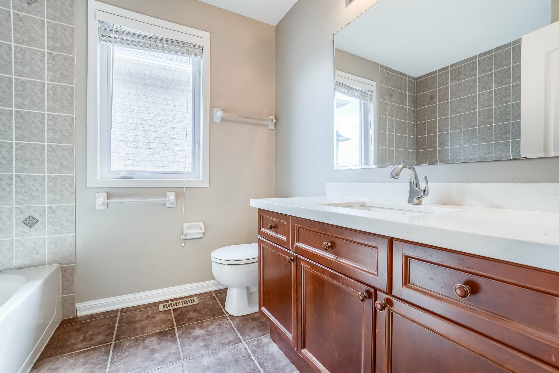 805 Yates Drive, Milton - photo 36